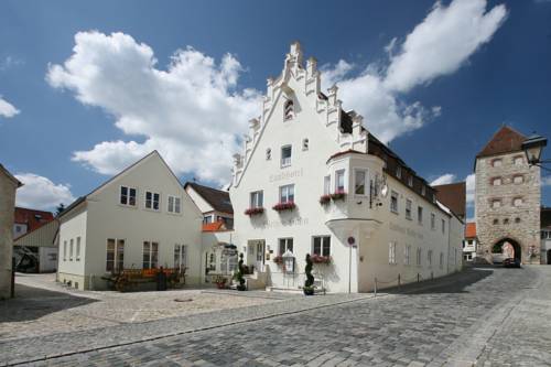 Wemding Alemania Ahorros con código de descuento para hoteles en Booking.com