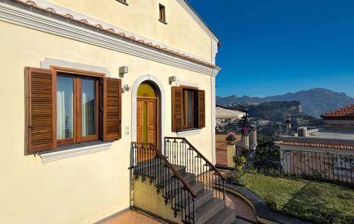 Amalfi Italia Ahorros con código de descuento para hoteles en Booking.com