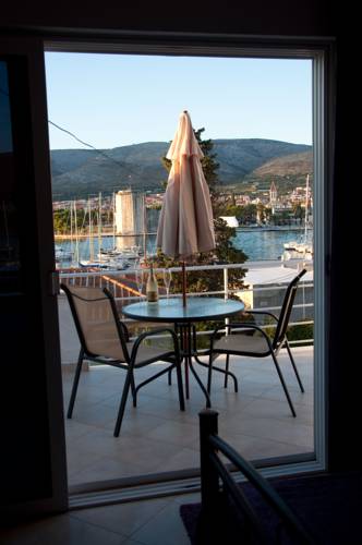 Trogir Croacia Ahorros con código de descuento para hoteles en Booking.com