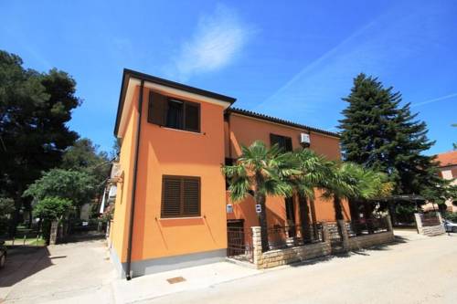 Novigrado Croacia Ahorros con código de descuento para hoteles en Booking.com