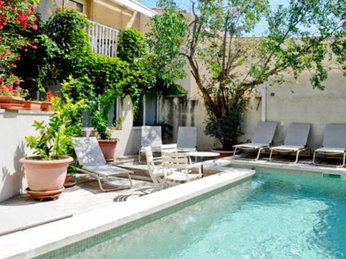Avignon Francia Ahorros con código de descuento para hoteles en Booking.com