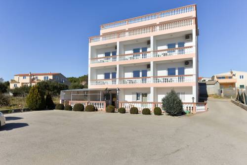 Tribunj Croacia Ahorros con código de descuento para hoteles en Booking.com