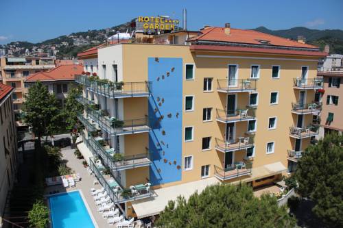 Puerto deportivo de Albissola Italia Ahorros con código de descuento para hoteles en Booking.com