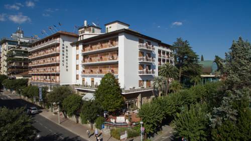 Montecatini Terme Italia Ahorros con código de descuento para hoteles en Booking.com