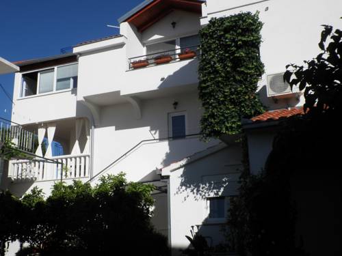 Primosten Croacia Ahorros con código de descuento para hoteles en Booking.com