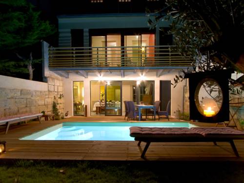 Burdeos Francia Ahorros con código de descuento para hoteles en Booking.com